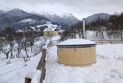 VAND COMPLEX TURISTIC IN BRAN LANGA PARTIA DE SCHI ZANOAGA - 15