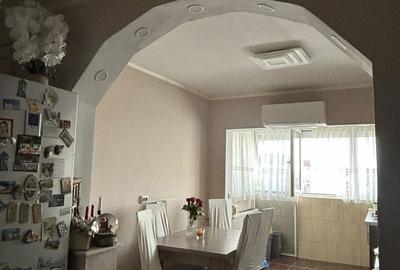 Apartament cu 3 camere decomandat în Rogerius - 3