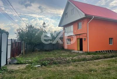 Casă individuală cu 6 camere cu Teren 3646 Mp în Leontinești - 1