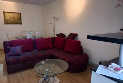 Moinești, Bacău, ap.4 camere et.II