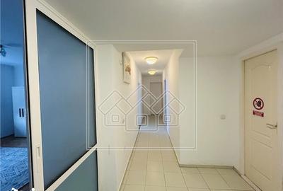 Apartament cu 3 camere în Ștrand - 12