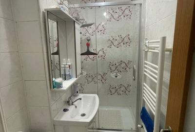 Apartament cu 2 camere, etaj 3/4, zona Dacia - 5