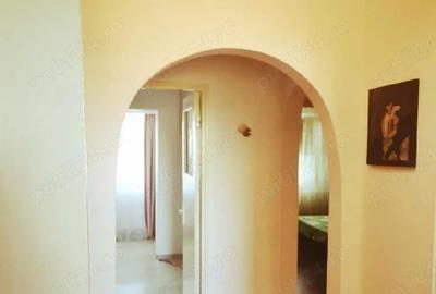 Apartament cu 3 camere decomandat în Central - 1