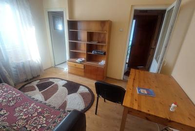 Apartament doua camere semidecomandat, etajul 4, Brazda zona Scoala 23 - 1