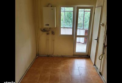 Apartament cu 2 camere decomandat în Plopilor - 3