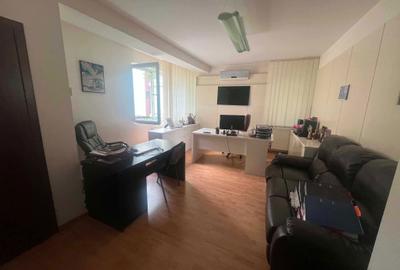 Spațiu comercial, de 100 mp, în Muncii - 2