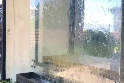 Casă-concept cu arhitectură modernă, situată lângă pădure - 15