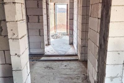 Casa / Vila cu 4 camere de vanzare /zona Baltag - 15