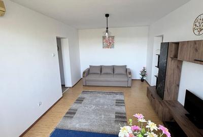 Apartament cu 2 camere semidecomandat, mobilat în Dacia