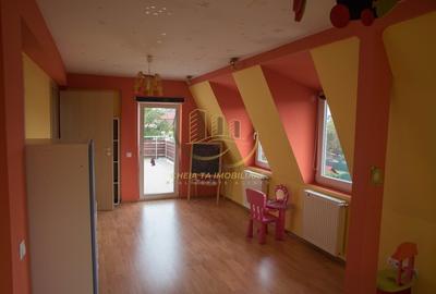 Apartament decomandat în Central - 3