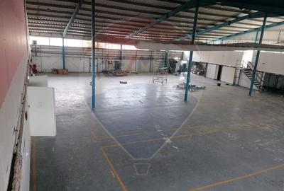 Spatiu industrial de Inchiriat in cartierul Grui Spatiu industrial de Inchiriat in cartierul Grui - 3