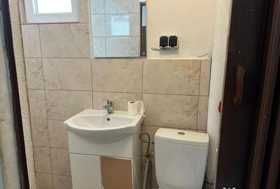 Garsonieră în Decebal - 2