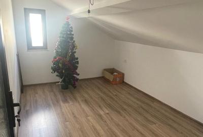 Navodari Vila  P+1+M  Living + 5 camere  86 mp etaj  Construita  in 2011 din bca - 11