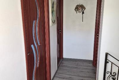 Duplex cu 4 camere cu Canalizare în Central - 15