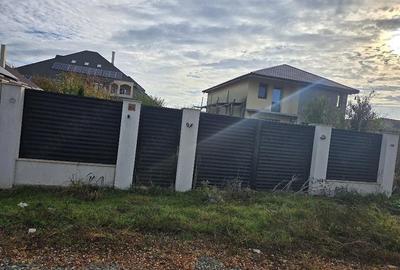 Teren de 330 mp, în Școlilor