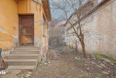 Teren de 500 mp, în Central - 3