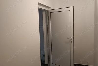 Casă cu 6 camere în Andronache