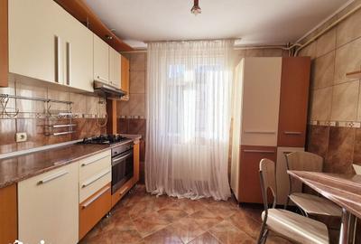 Apartament cu 4 camere decomandat în Central - 12