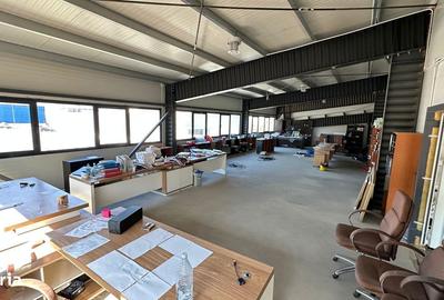 Spațiu comercial, de 972 mp, în Central