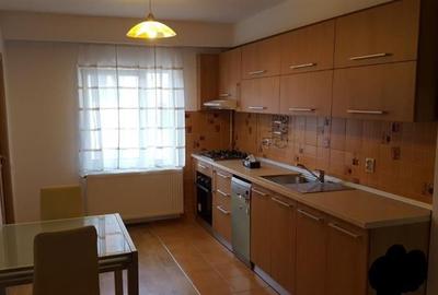 Apartament cu 2 camere decomandat, mobilat în Bună Ziua