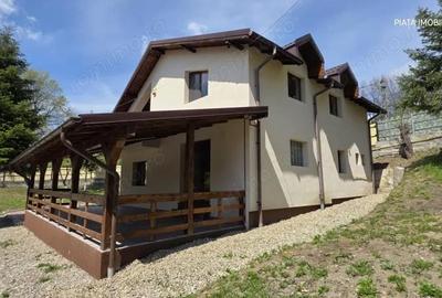 Casă cu 5 camere cu Teren 918 Mp în Răzvad - 9