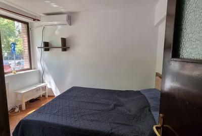 Apartament cu 2 camere decomandat în Berceni