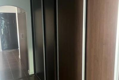Vanzare apartament 3 camere, decomandat, renovat integral - 2