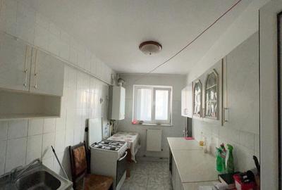 Apartament cu 3 camere in Micro 18 - 17