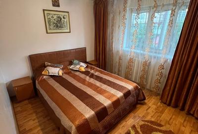 Apartament 3 camere semidecomandate Craiovita Noua - 3