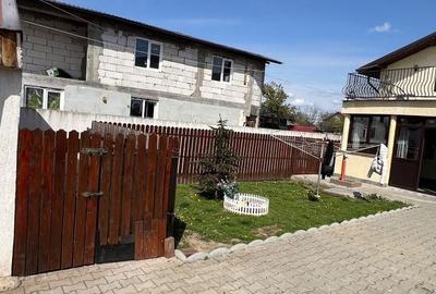 Casă cu 4 camere în Dudu - 2