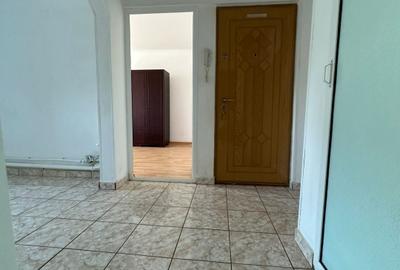 Apartament 2 camere decomandat, zona Radu Negru. - 2