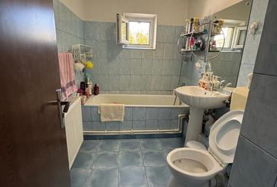 Apartament cu 3 camere decomandat în 1 Decembrie - 2