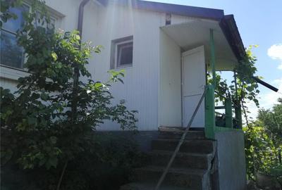 Casă cu 3 camere în Trușești - 4