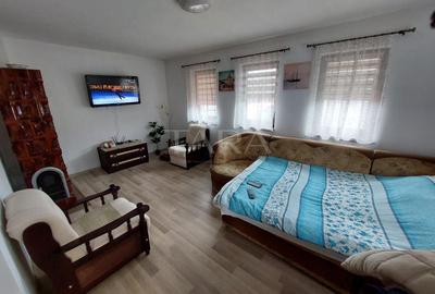 Casă individuală cu 3 camere cu Canalizare în Sânnicoară - 2