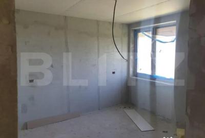 Casă cu 7 camere cu Teren 1000 Mp în Central - 3