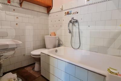 Oportunitate! Casa Bod pe un singur nivel, teren 980 mp pivnita, garaj ,mobilata - 15