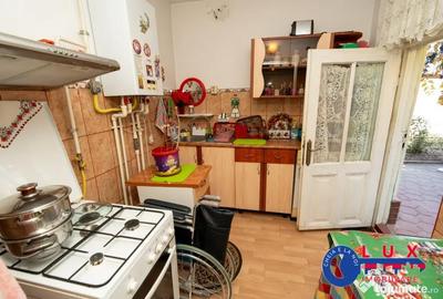 Casă cu 3 camere cu Teren 235 Mp în Central - 5