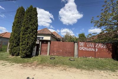Casă cu 4 camere în Vadu Crișului - 7