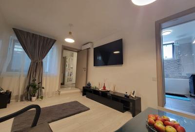 Duplex cu 3 camere cu Canalizare în 13 Septembrie - 30