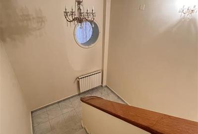 Casă individuală cu 12 camere cu Canalizare în Unirii - 29