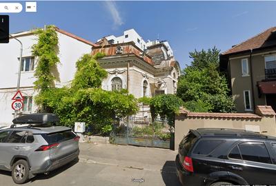Casa boiereasca fata intacta interbelica