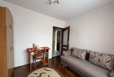 De vanzare Apartament 3 Camere/2 Bai in Cartierul Micro 16 - 5