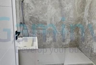 Casă individuală cu 4 camere cu Canalizare în Central - 11