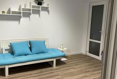 Spațiu comercial, de 200 mp, în Central - 7