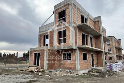 Duplex cu 4 camere cu Canalizare în Gușterița - 3