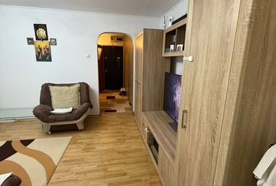 Apartament cu 3 camere semidecomandat în Ozana - 6