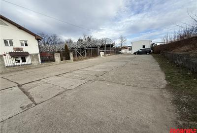 Spațiu comercial, de 1,250 mp, în Central - 4