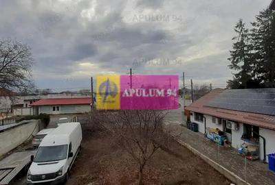 Casă cu Teren 433 Mp în 1 Decembrie - 3