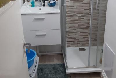 Apartament cu 2 camere decomandat în Micro 5 - 8