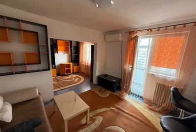 Apartament cu 3 camere semidecomandat în Podu Roș - 1